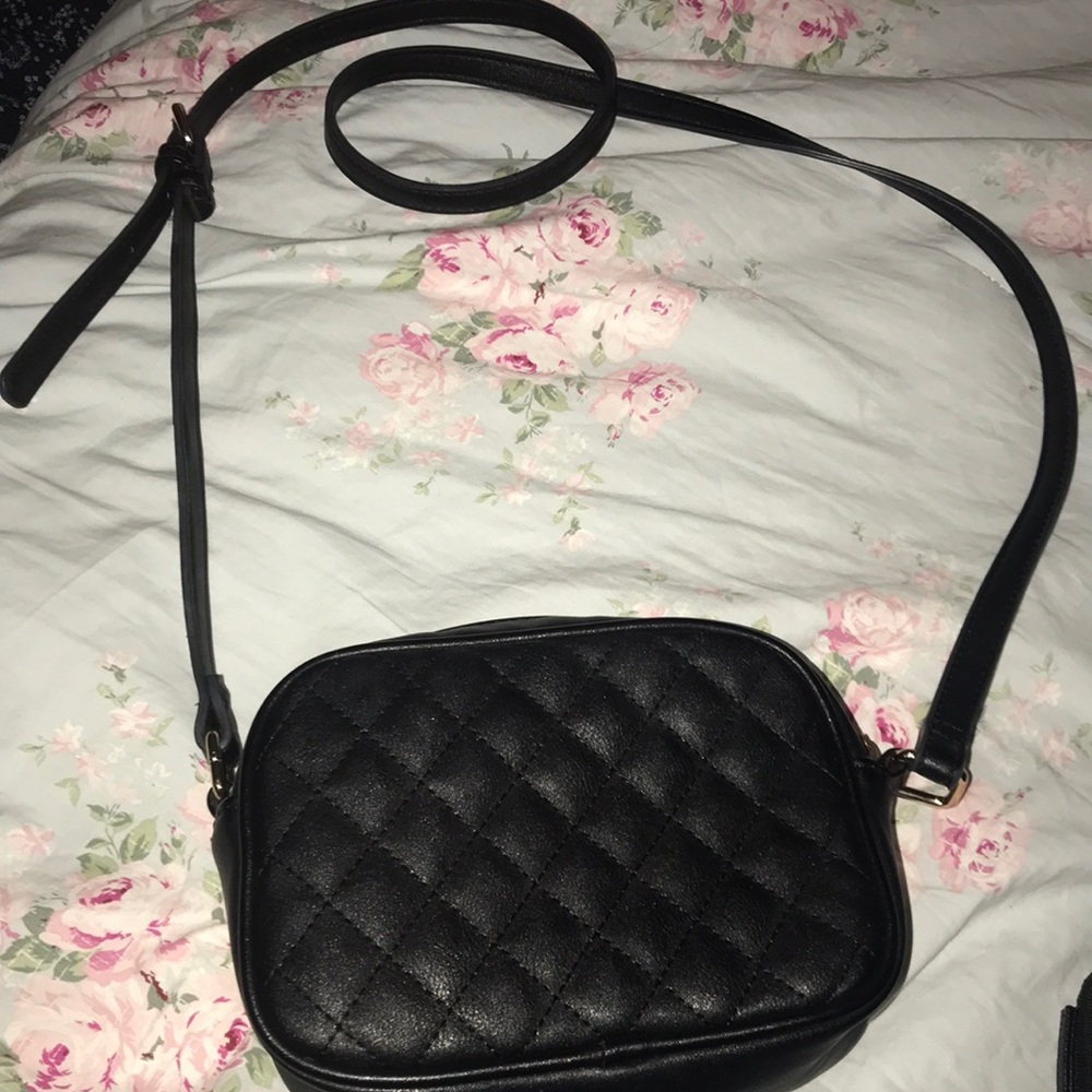 Black purse